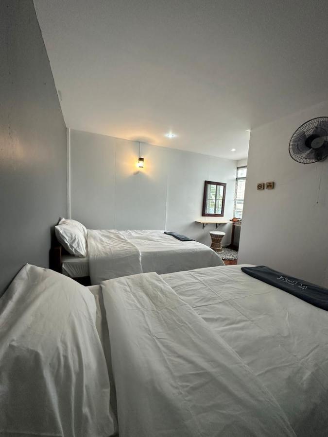 Thadan Guest House Ban Houayxay Exteriör bild