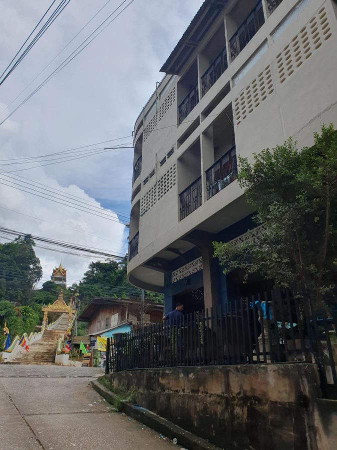 Thadan Guest House Ban Houayxay Exteriör bild