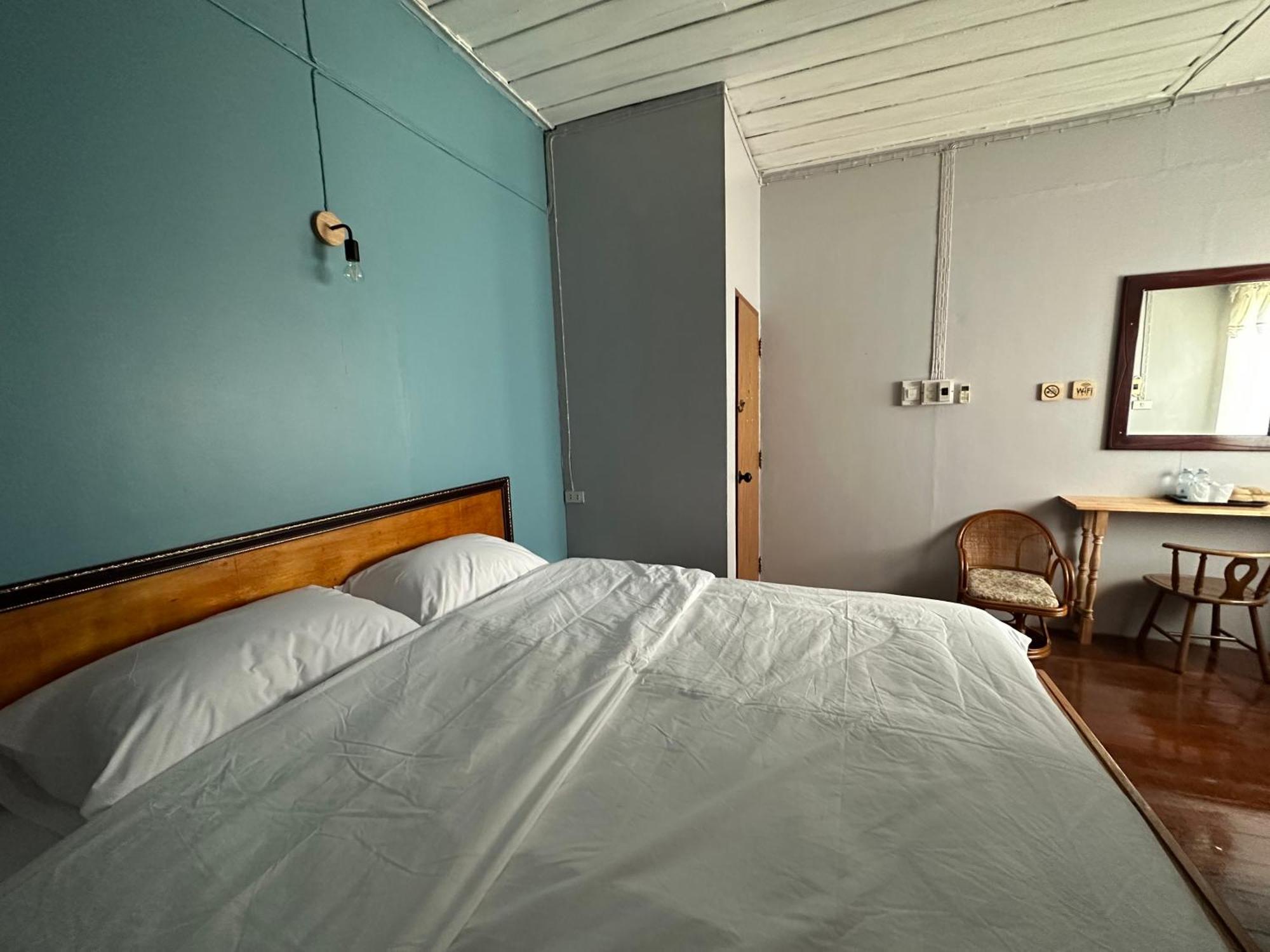 Thadan Guest House Ban Houayxay Exteriör bild